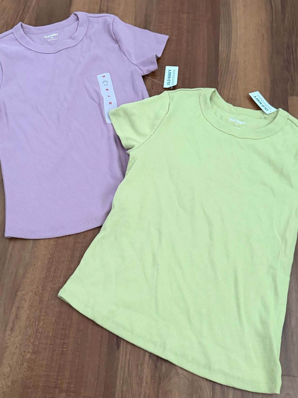 Old Navy Women’s Snug Fit T-Shirts, Medium